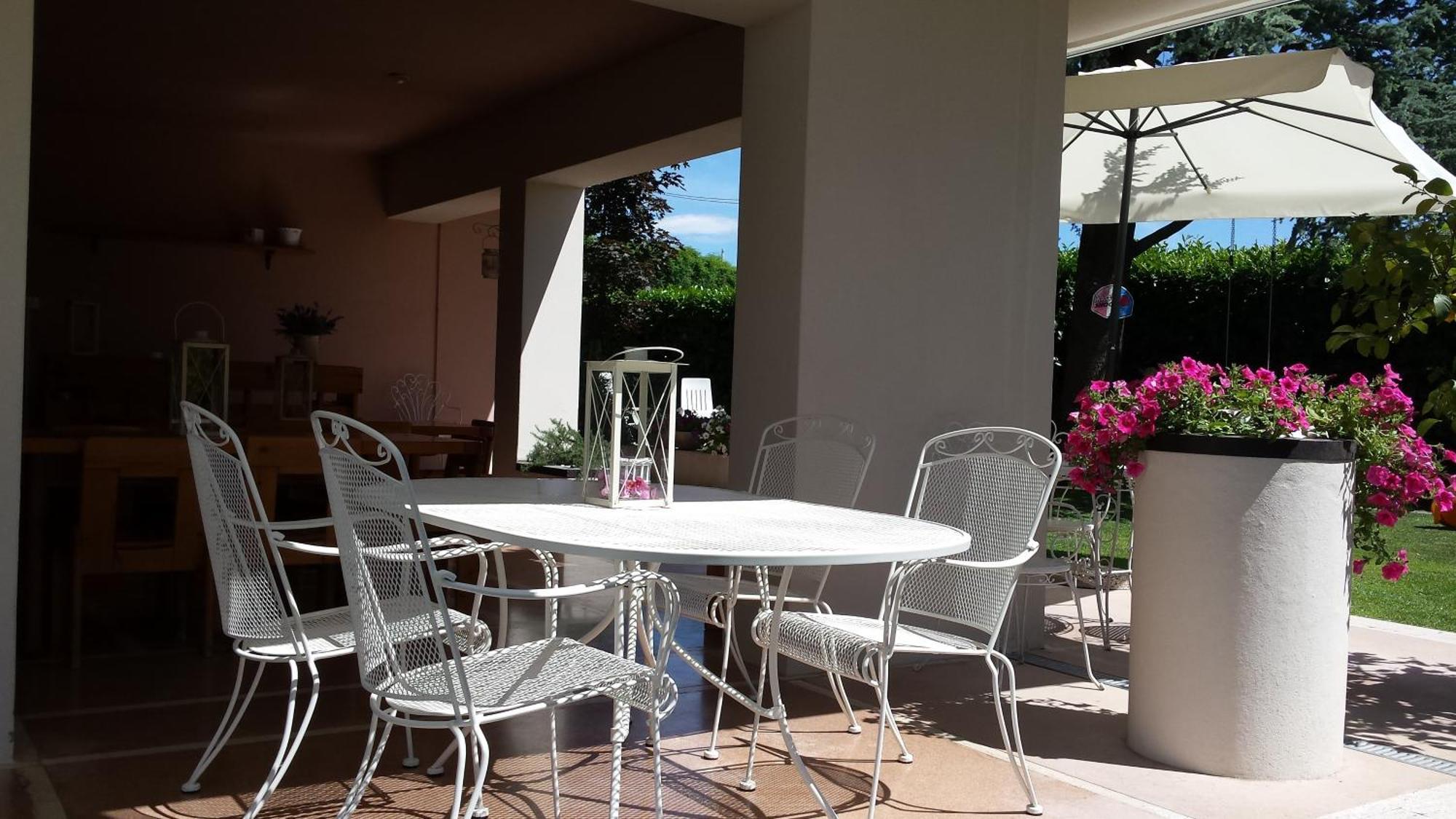 B&B Villa Bianca Sona Extérieur photo