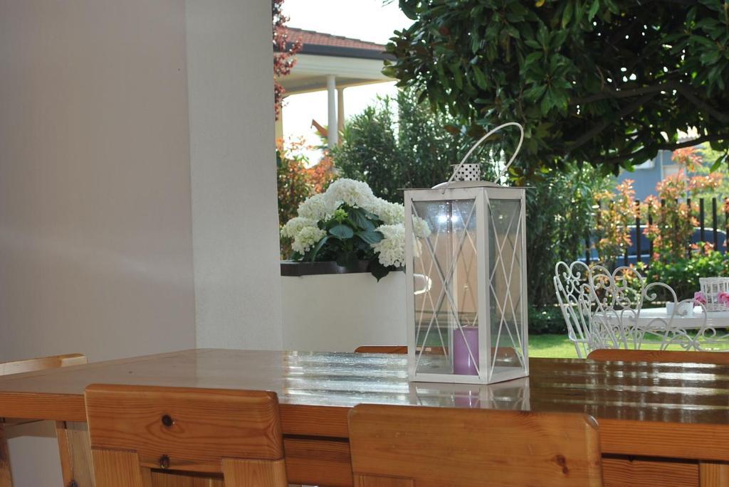 B&B Villa Bianca Sona Extérieur photo