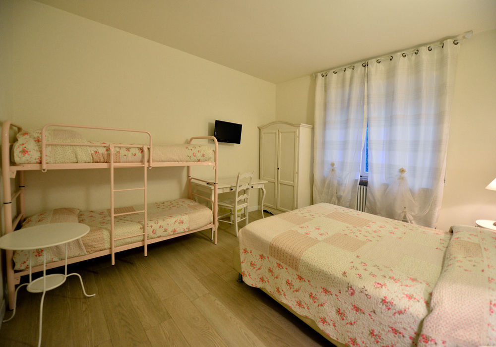 B&B Villa Bianca Sona Extérieur photo