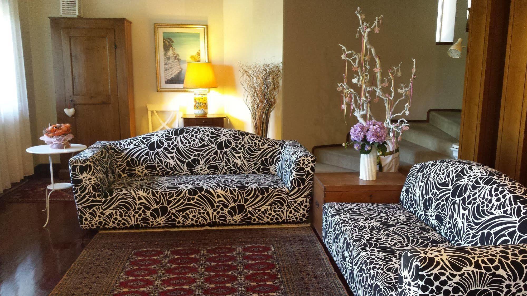 B&B Villa Bianca Sona Extérieur photo