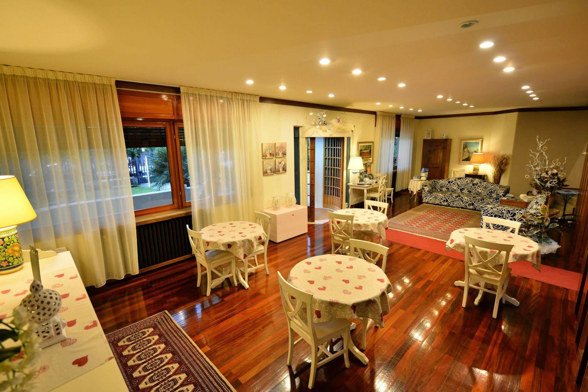 B&B Villa Bianca Sona Extérieur photo